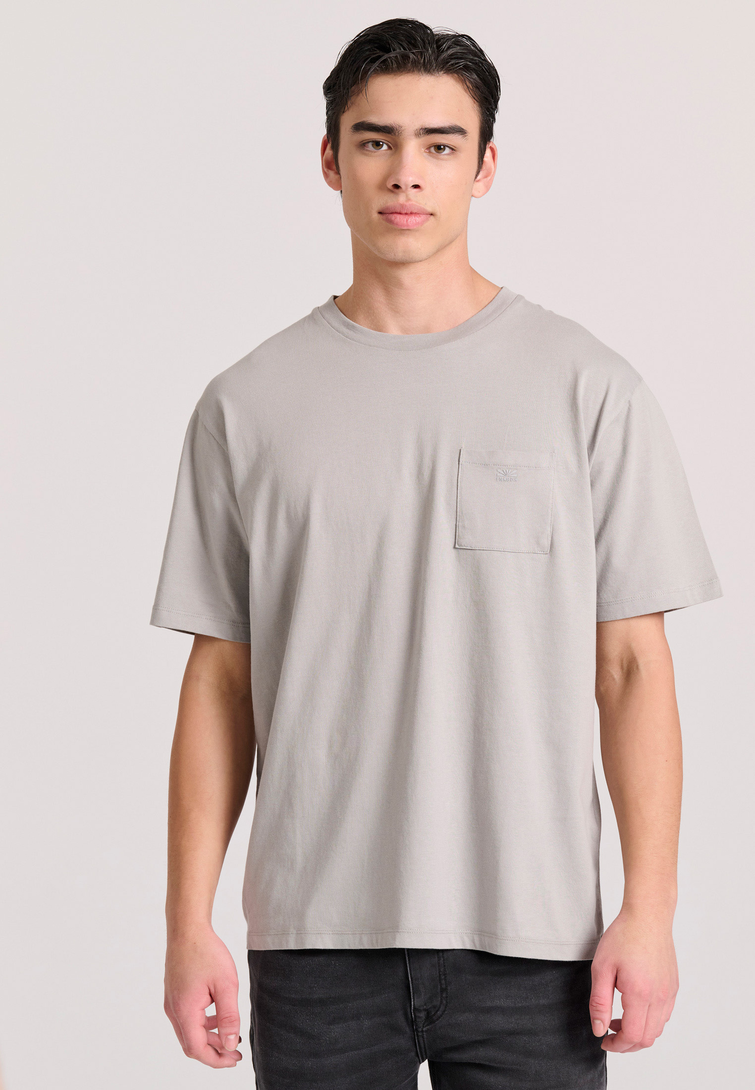 Relaxed fit t-shirt με τσέπη στο στήθος