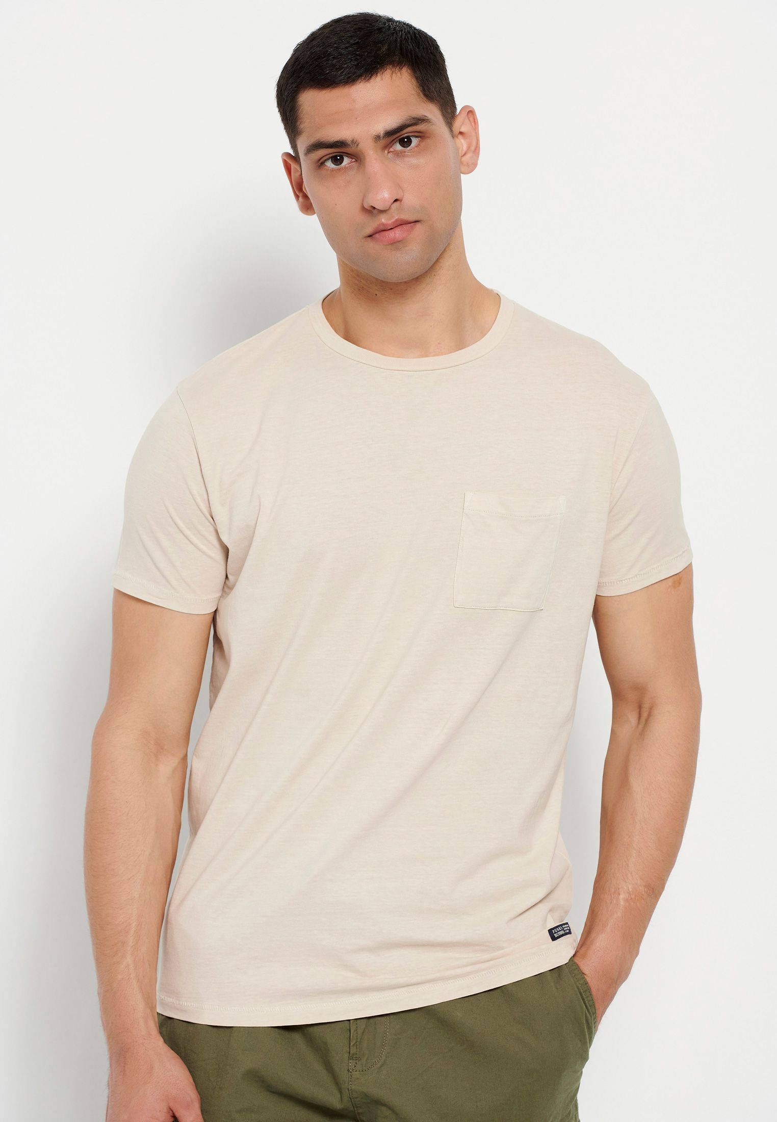 Loose fit t-shirt με τσέπη στο στήθος