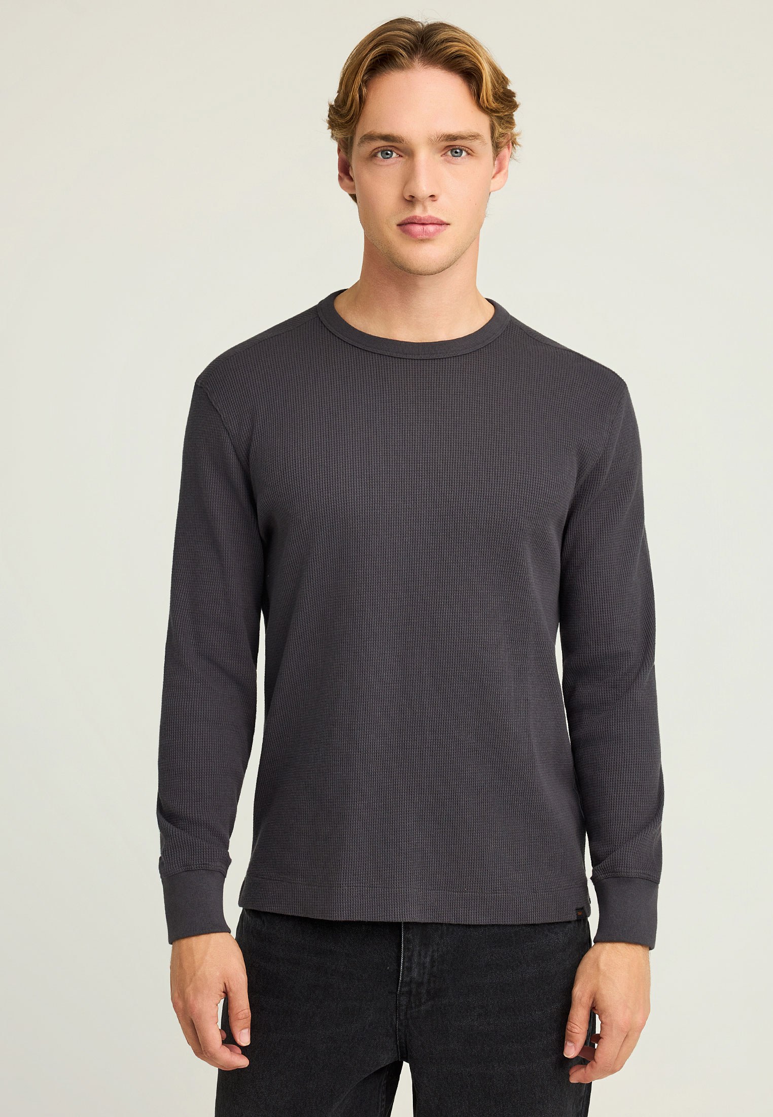 Relaxed fit μονόχρωμη μακρυμάνικη μπλούζα