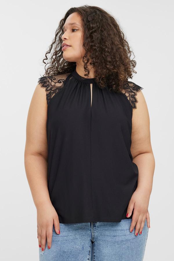 Τοπ με διακόσμηση δαντέλας VERO MODA